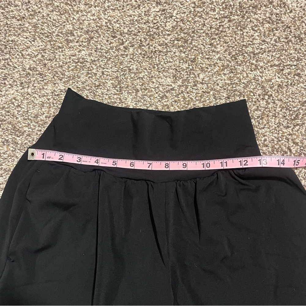Halara Softlyzero Airy Shorts Women’s Medium Black NWT - Picture 7 of 7